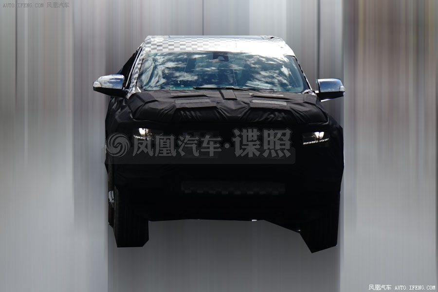 2015 Ford Endeavour front view Chinese spyshot 2015 Ford Endeavour front view Chinese spyshot