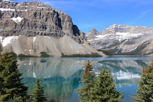 Num-Ti-Jah Lodge, Bow Lake, Canadian Rockies, Alberta