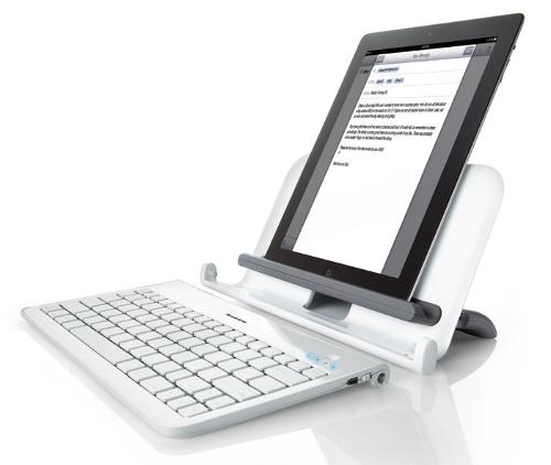 brookstone-bluetooth-tablet-station