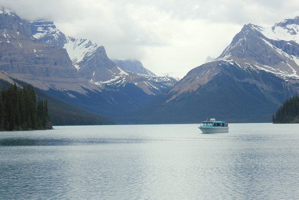 maligne-lake-jasper-alberta-13