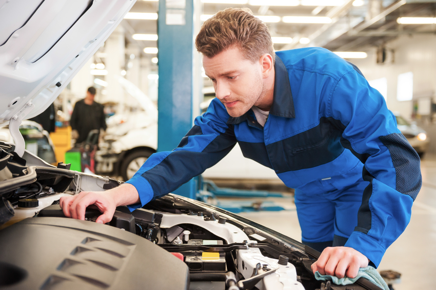 7 Signs You Need to Visit an Auto Repair Shop-072f87a4