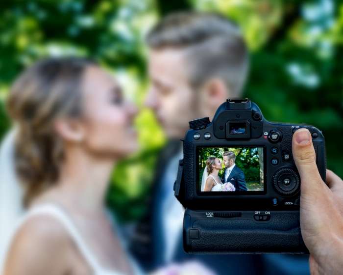 10 Myths About Wedding Photographers