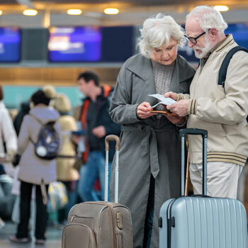 elderly-travellers