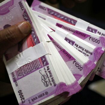 India-rupee-fall