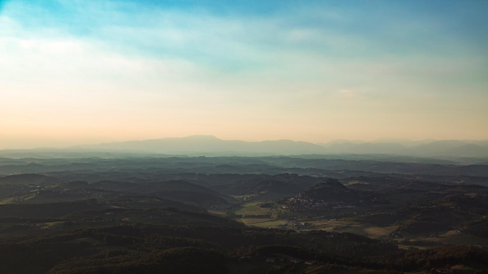 - Elevate Your Business: Stintar's Revolution in⁤ CRM and HRM