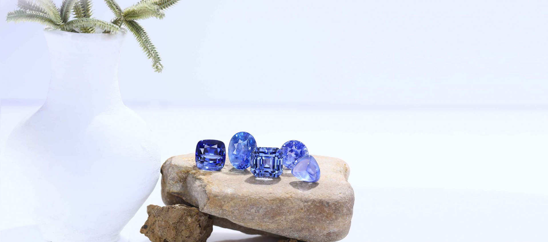 u100715-blue-sapphire-benefits-for-marriage-677173_l