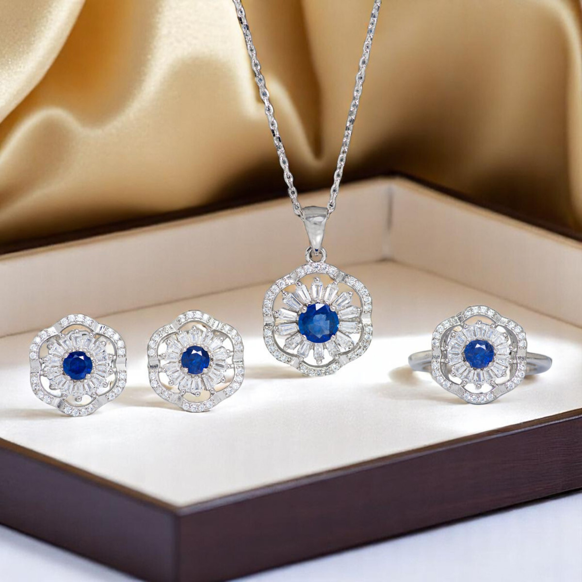 u100715-blue-sapphire-jewelry-26000829038055116